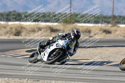 media/Nov-01-2025-CVMA (Sat) [[fc0f7531b8]]/Race 11-Amateur Supersport Open/